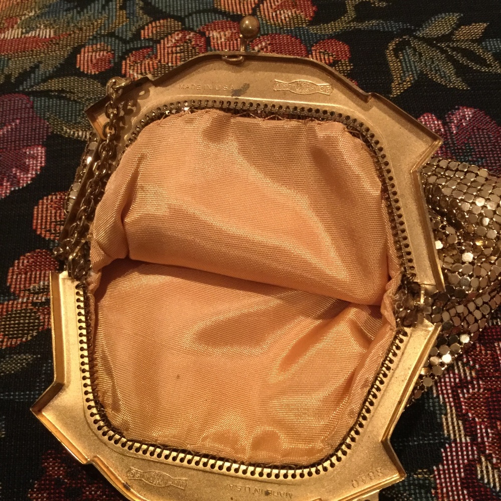 Whiting And Davis Gold Mesh Small Evening Purse - image 3